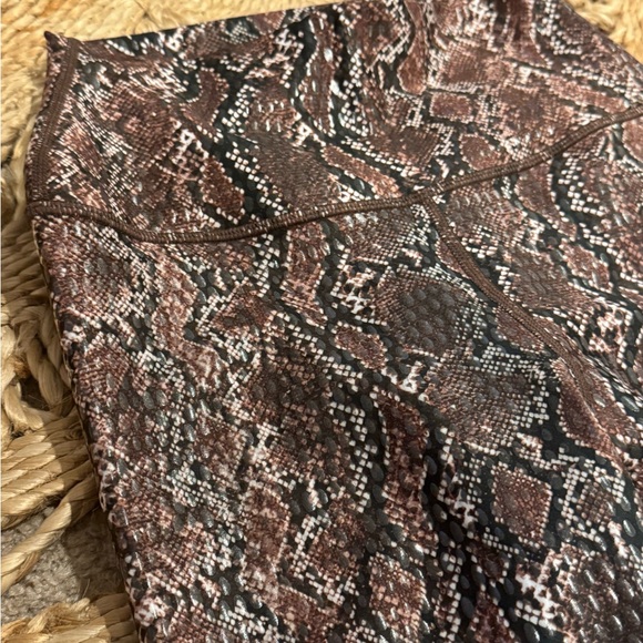 Carbon38 Snakeskin Leggings - Picture 3 of 5